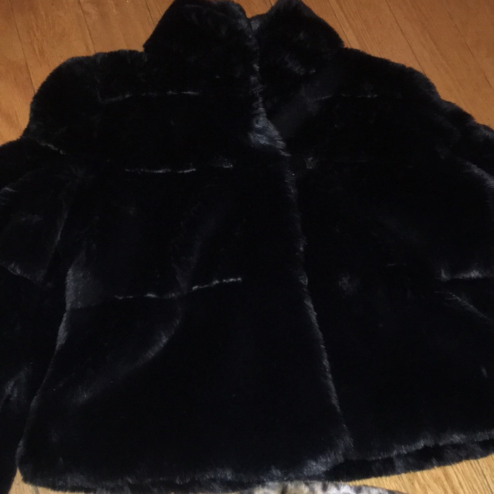 2 Faux Fur Jacket Coats Cape style tiger Print Black S dressy light